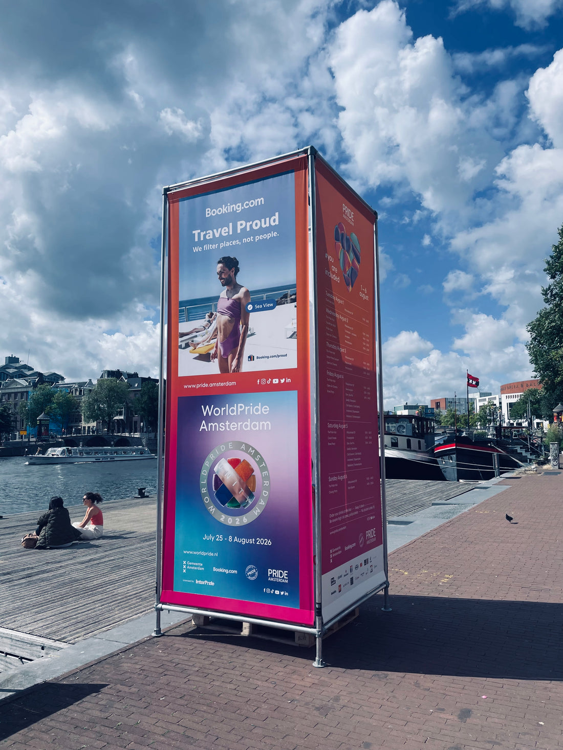 Dress the way you want to be - Leather gloves are inclusive