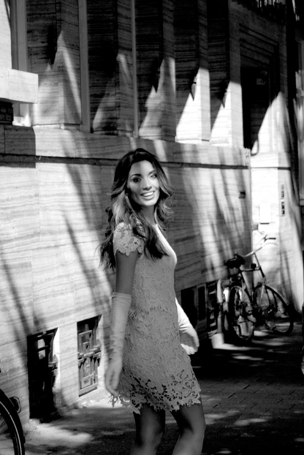 James Bond died, leather gloves are forever