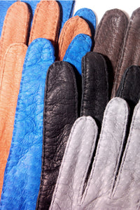 The many colors of Peccary Gloves for Gentlemen by Ines Gloves