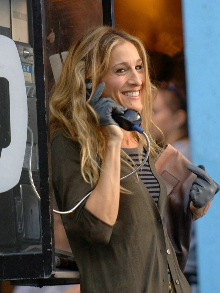 Gloves in Sex in the city by Ines